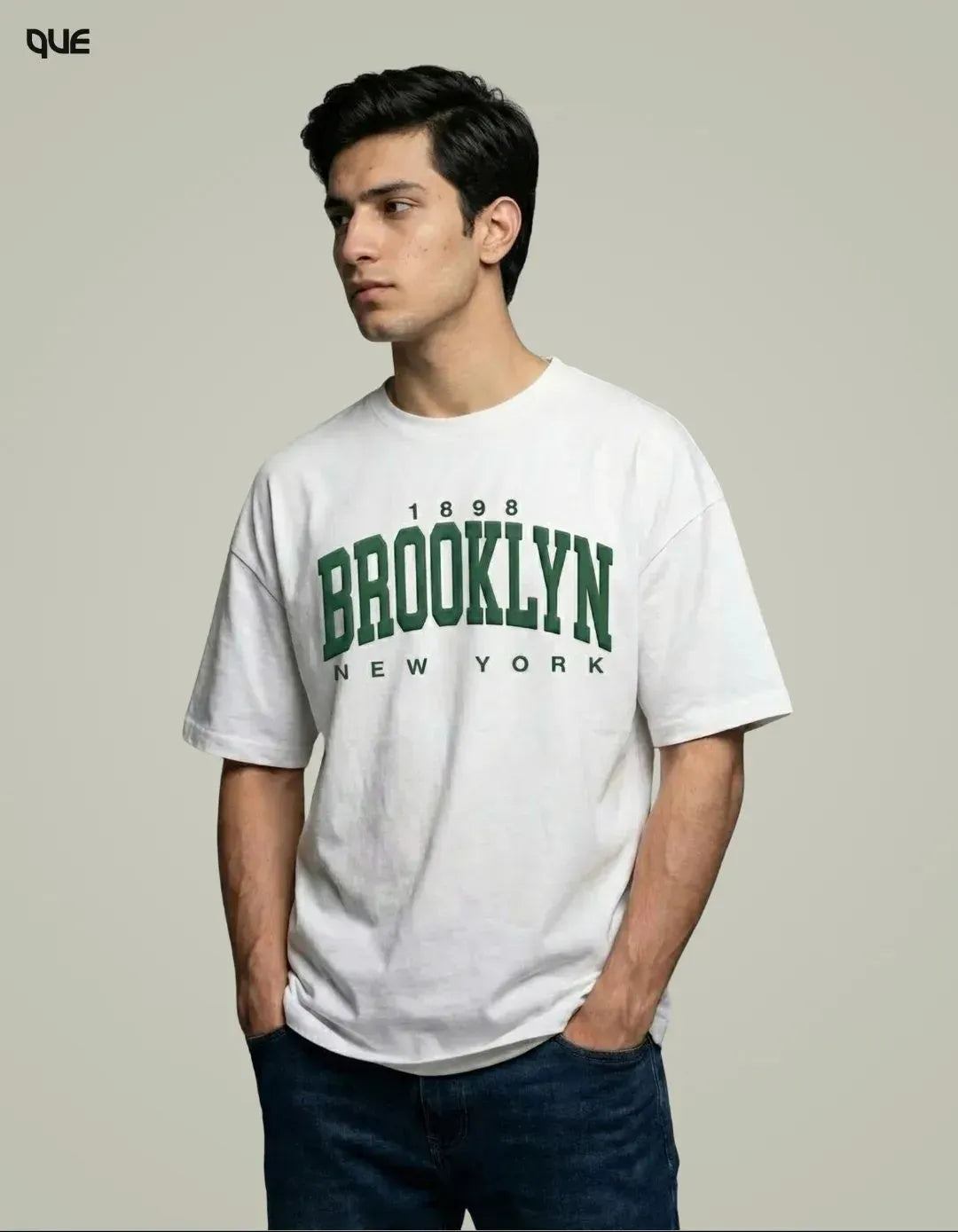 1898 GRAPHIC DOWN SHOULDER T-SHIRT